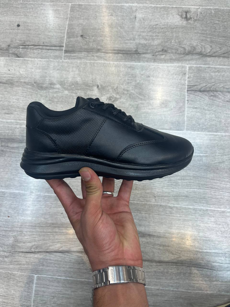 کتونی کلاسیک