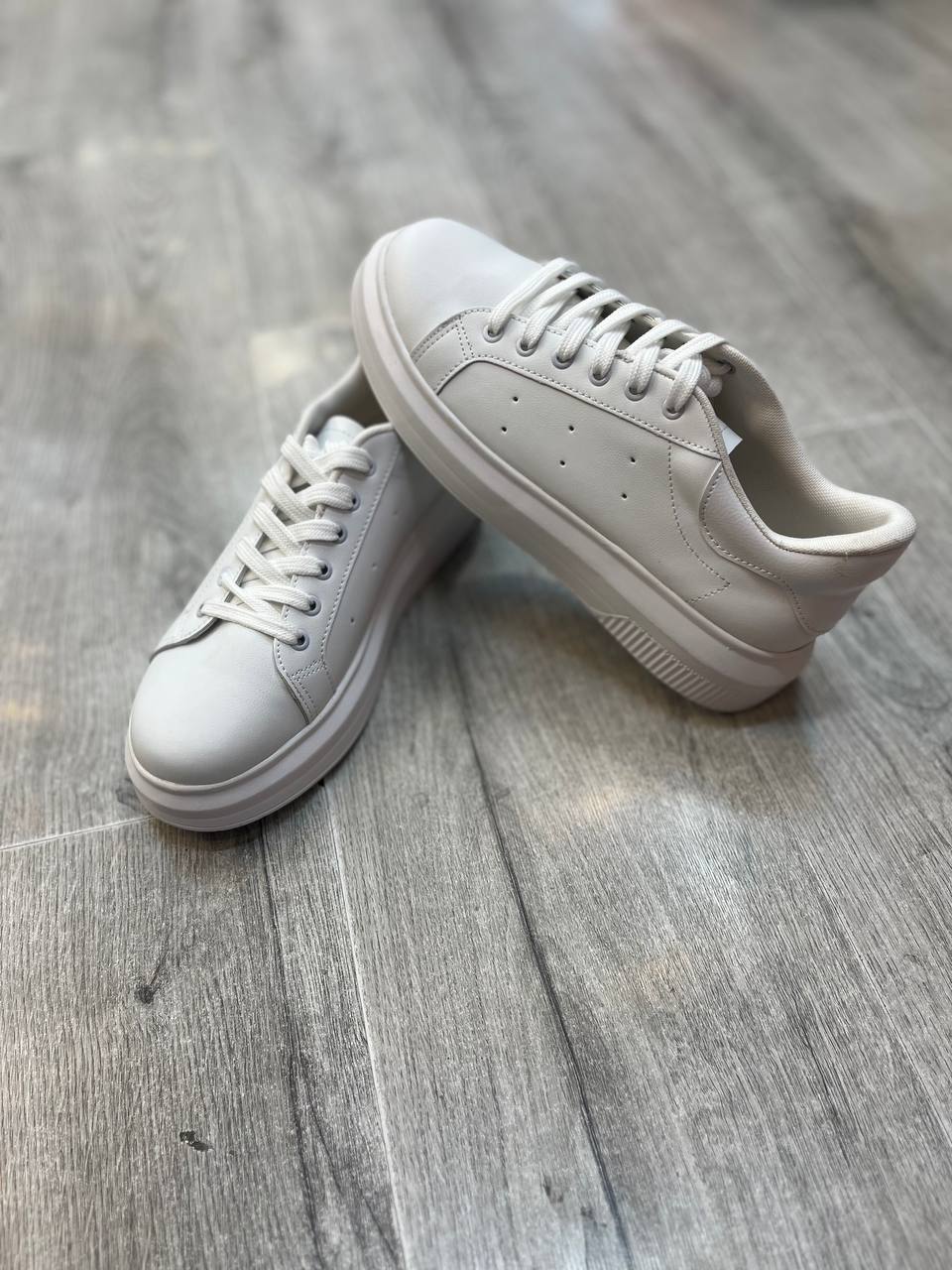 ونس مک کوئین